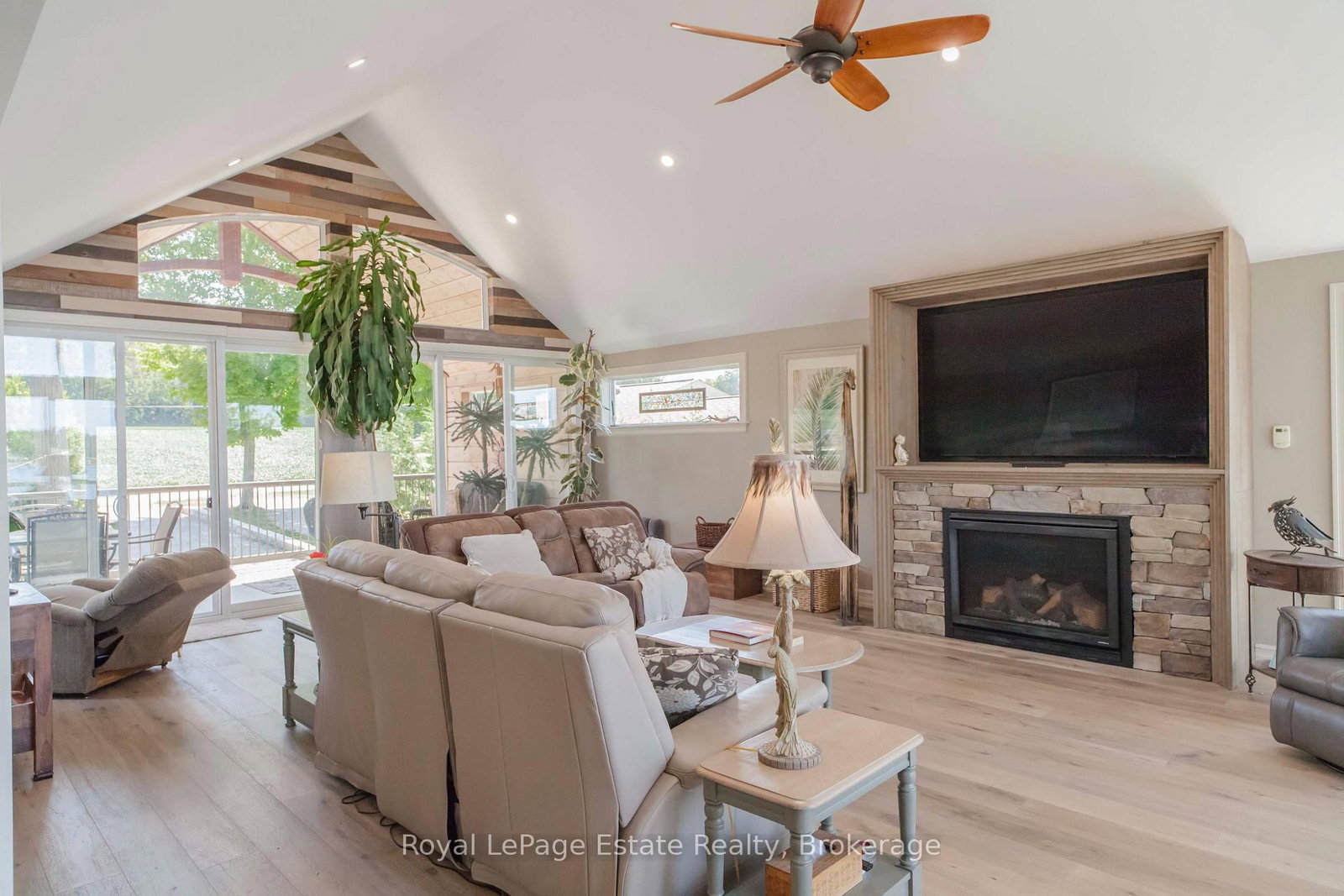 51 MacDonald Street • South Bruce Peninsula, ON photo 24