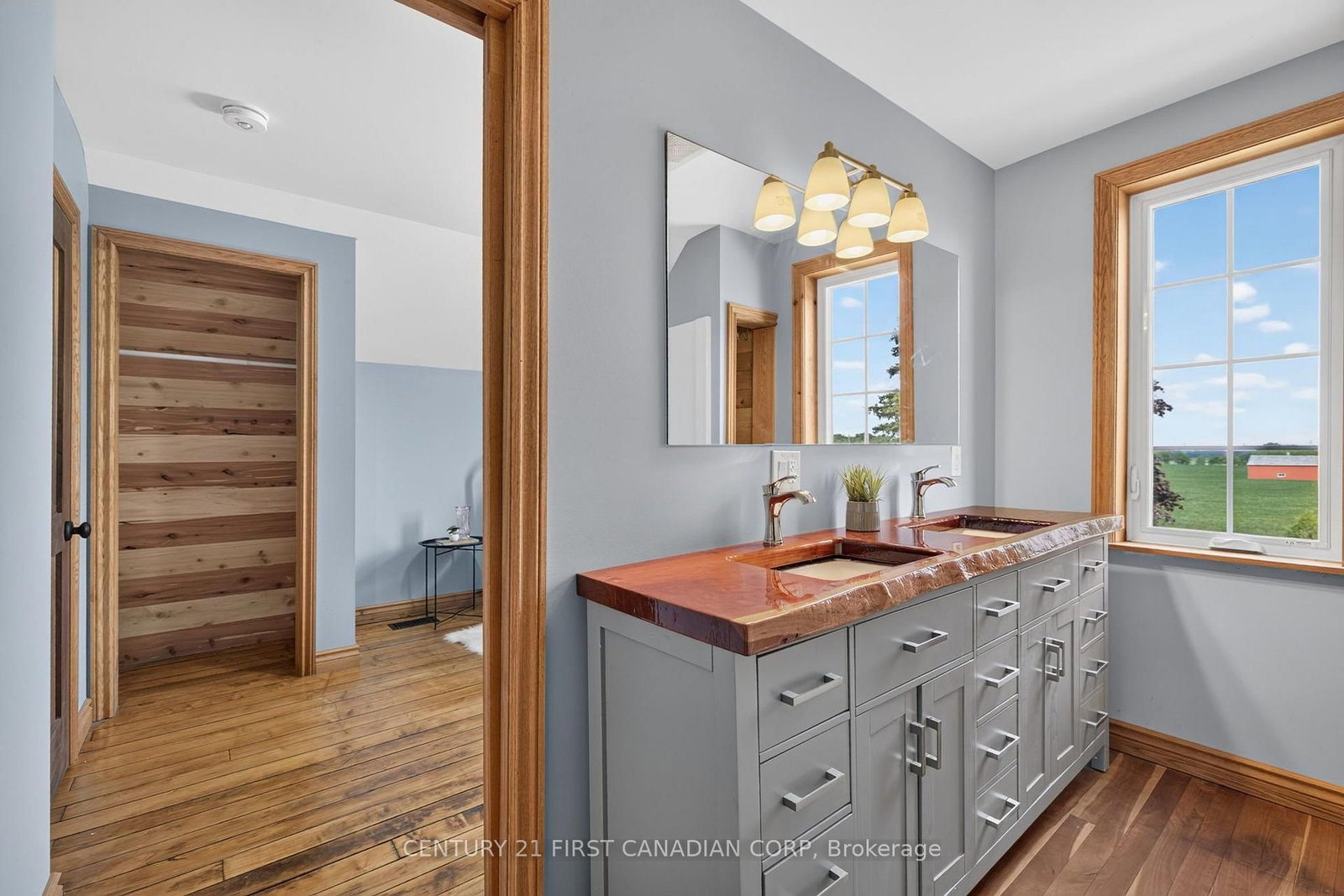 6196 Falconbridge Drive • Southwest Middlesex, ON photo 28