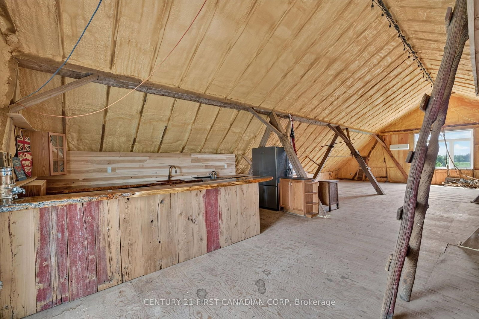 6196 Falconbridge Drive • Southwest Middlesex, ON photo 39