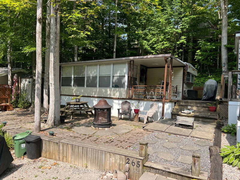 265 - 76735 Wildwood Line