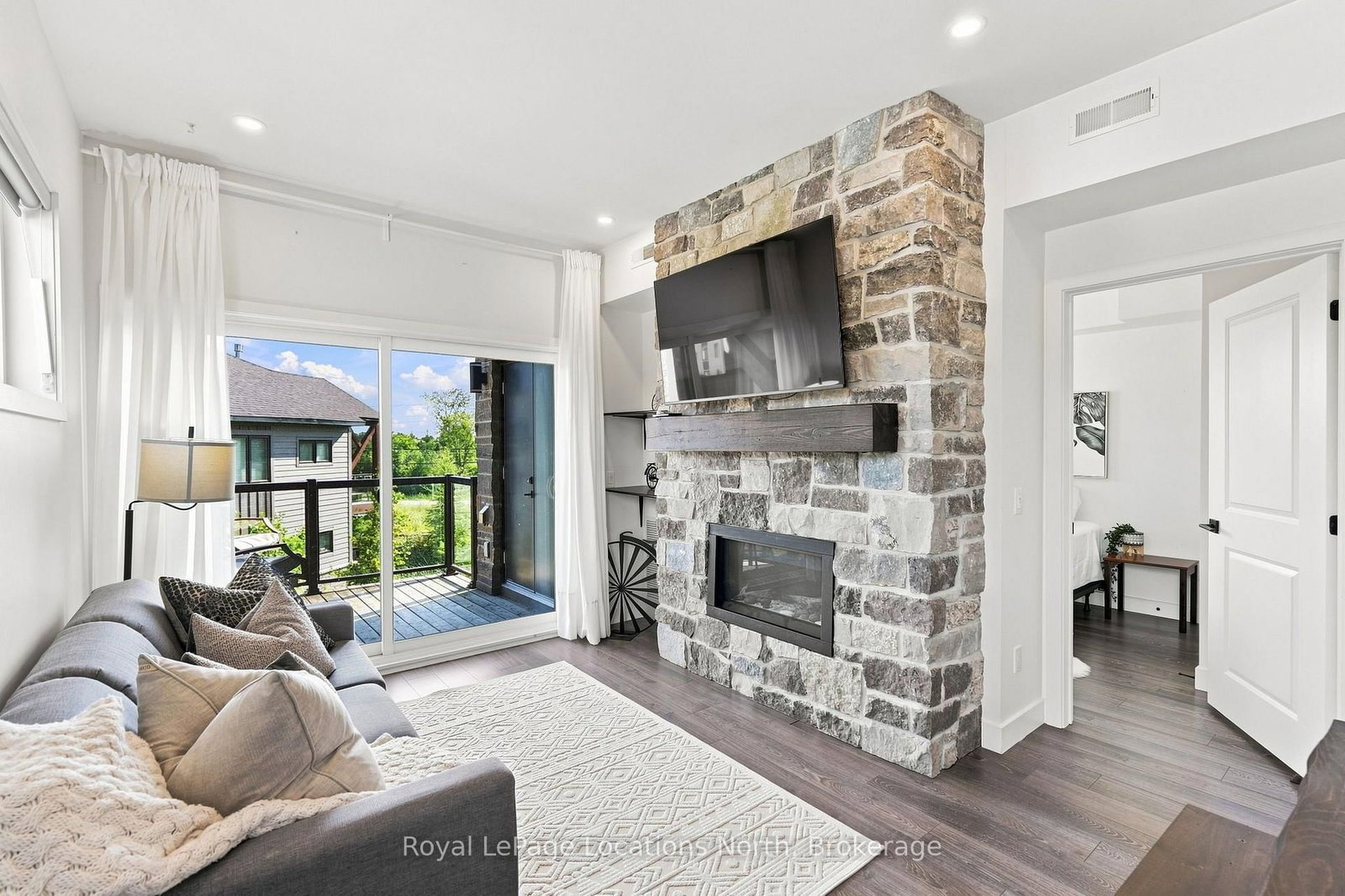 21 Beckwith Lane • #206 • Blue Mountains, ON photo 11