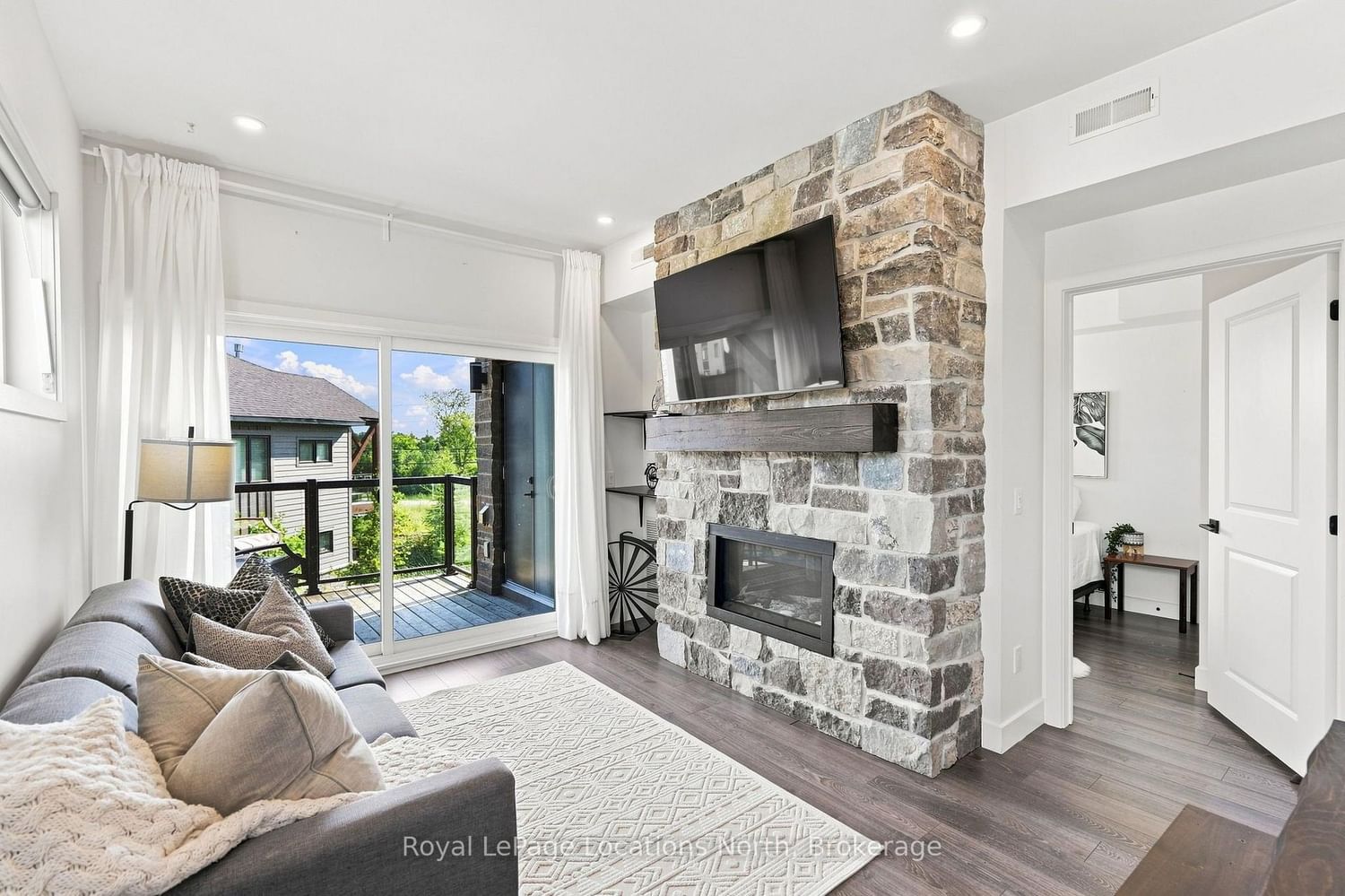21 Beckwith Lane • #206 • Blue Mountains, ON photo 12
