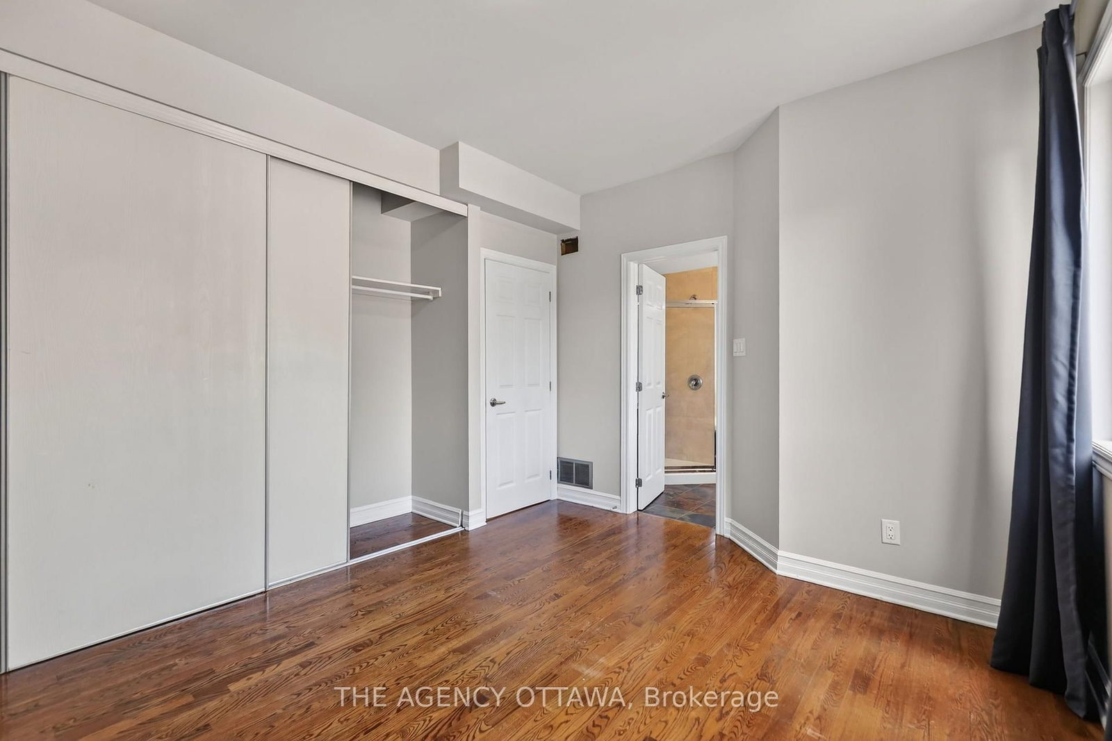 711 Churchill Avenue N, Unit 203 - Photo 26