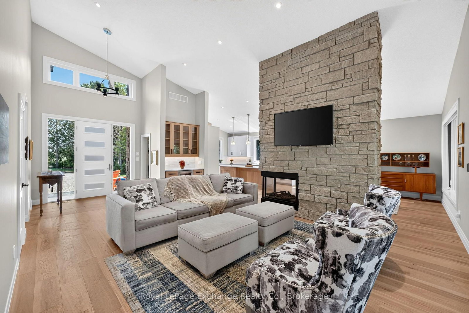84543 Ridge Drive • Ashfield-Colborne-Wawanosh, ON photo 11