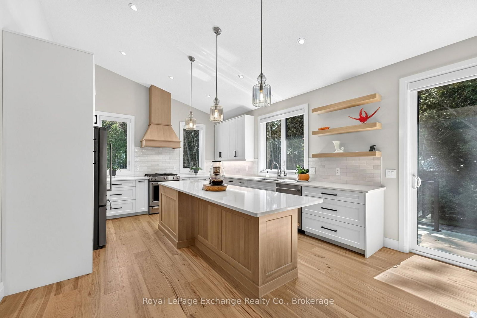 84543 Ridge Drive • Ashfield-Colborne-Wawanosh, ON photo 13