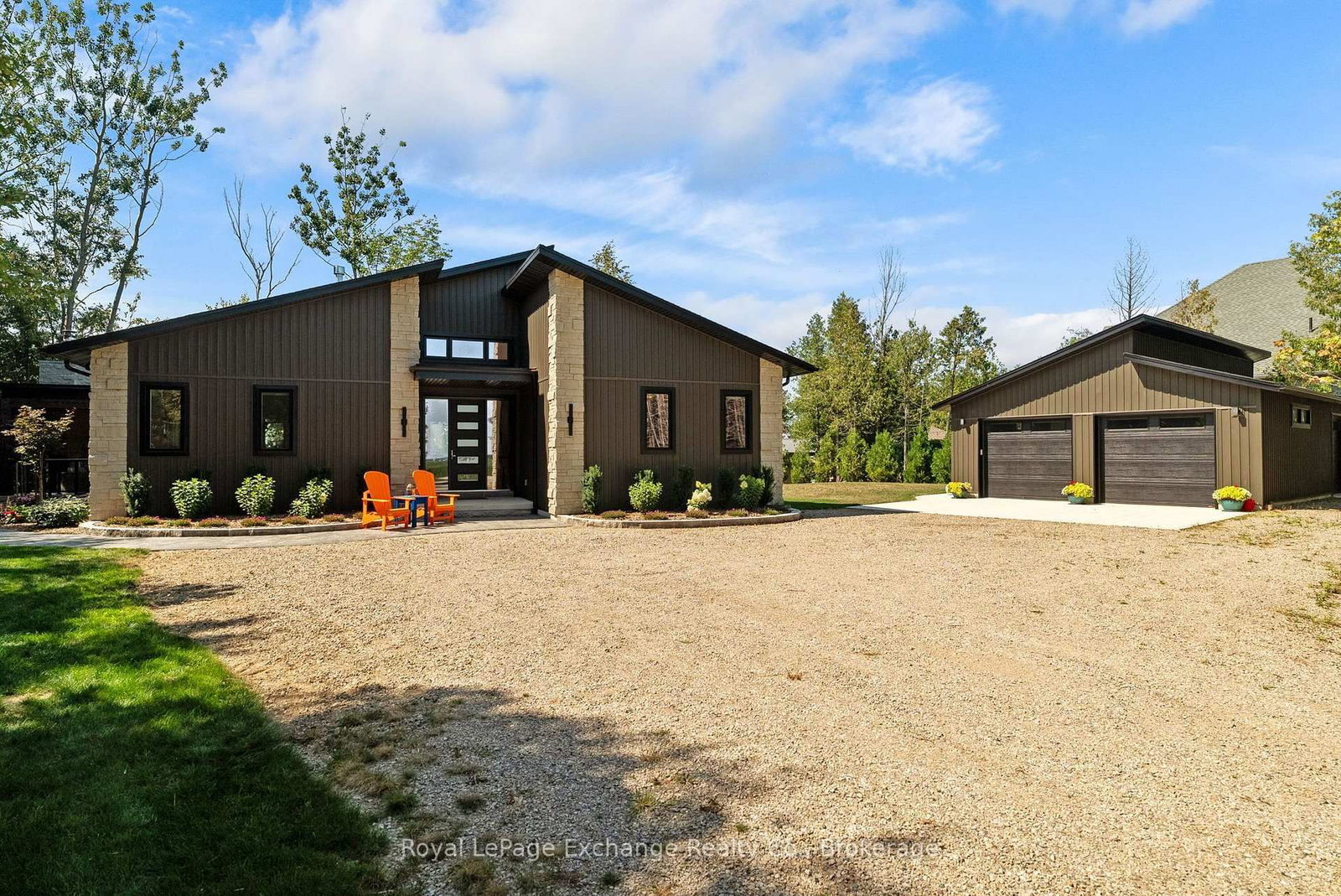 84543 Ridge Drive • Ashfield-Colborne-Wawanosh, ON photo 2