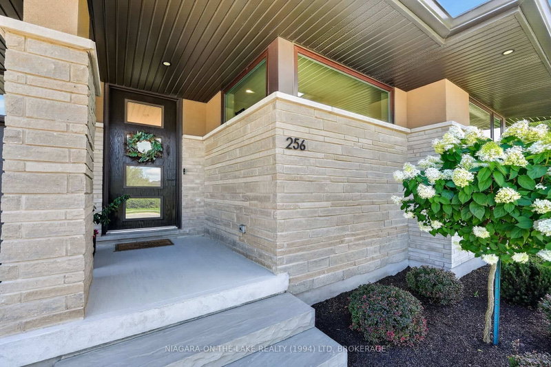 256 Clare Avenue
