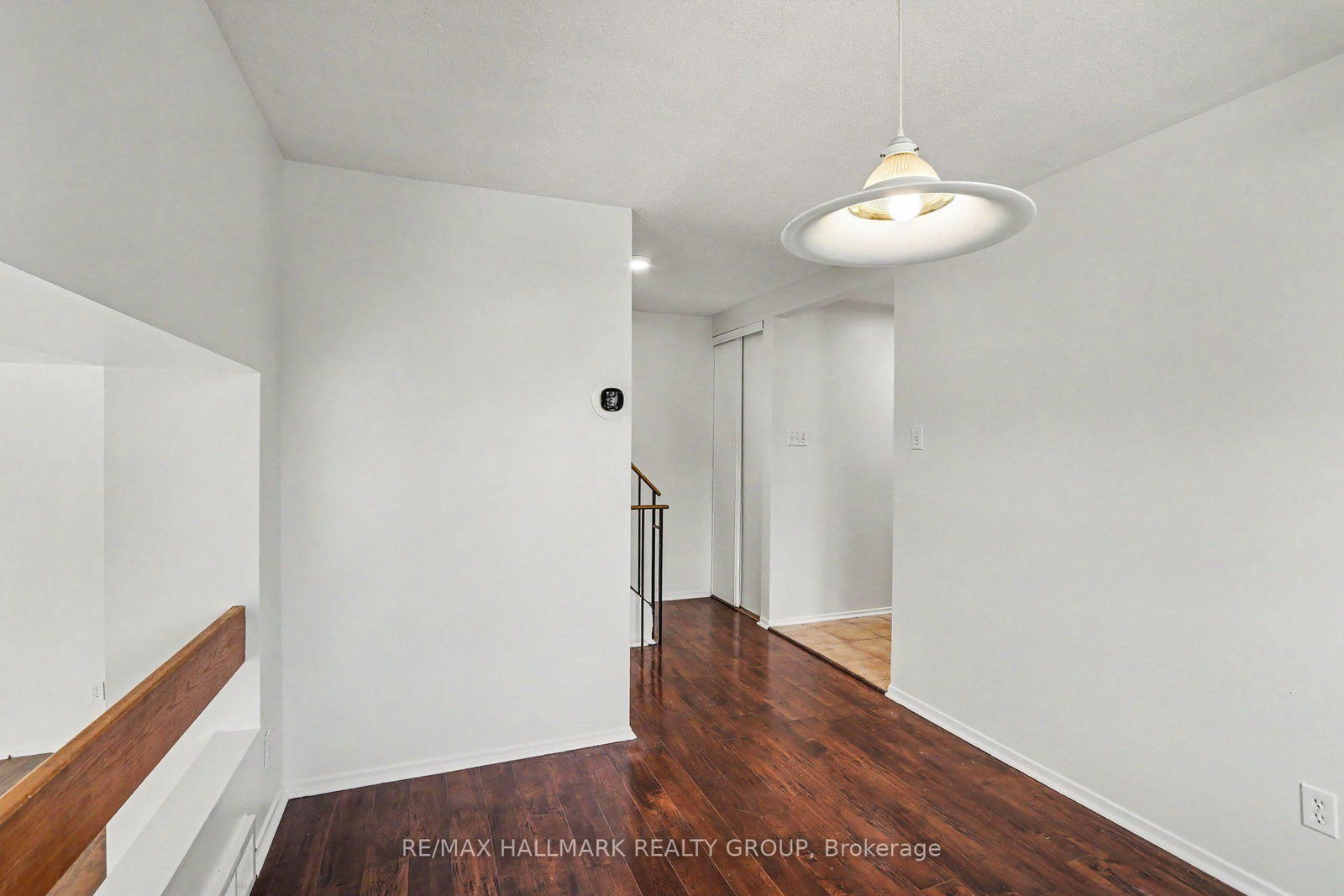 1747A Lamoureux Drive • Ottawa, ON photo 11