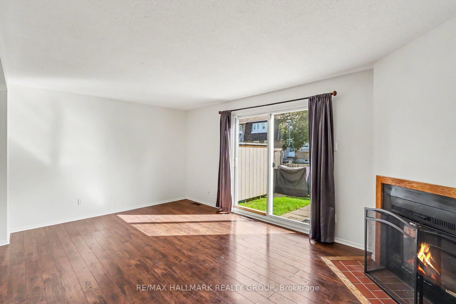 1747A Lamoureux Drive • Ottawa, ON photo 14