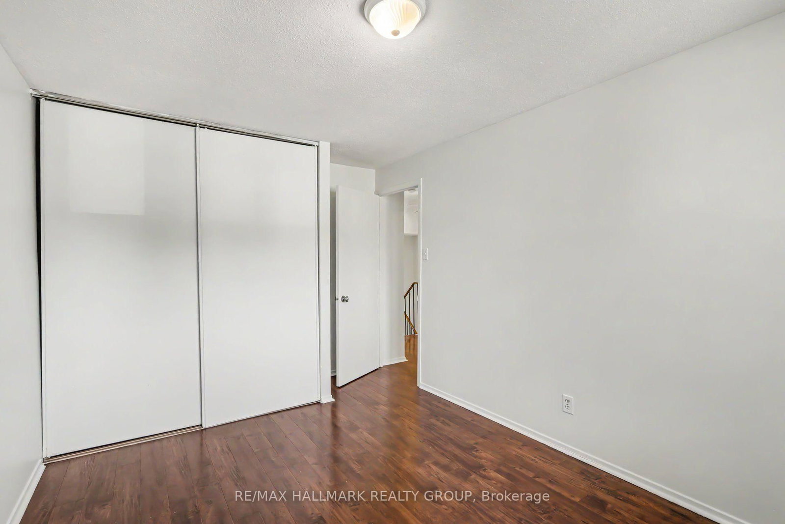1747A Lamoureux Drive • Ottawa, ON photo 23