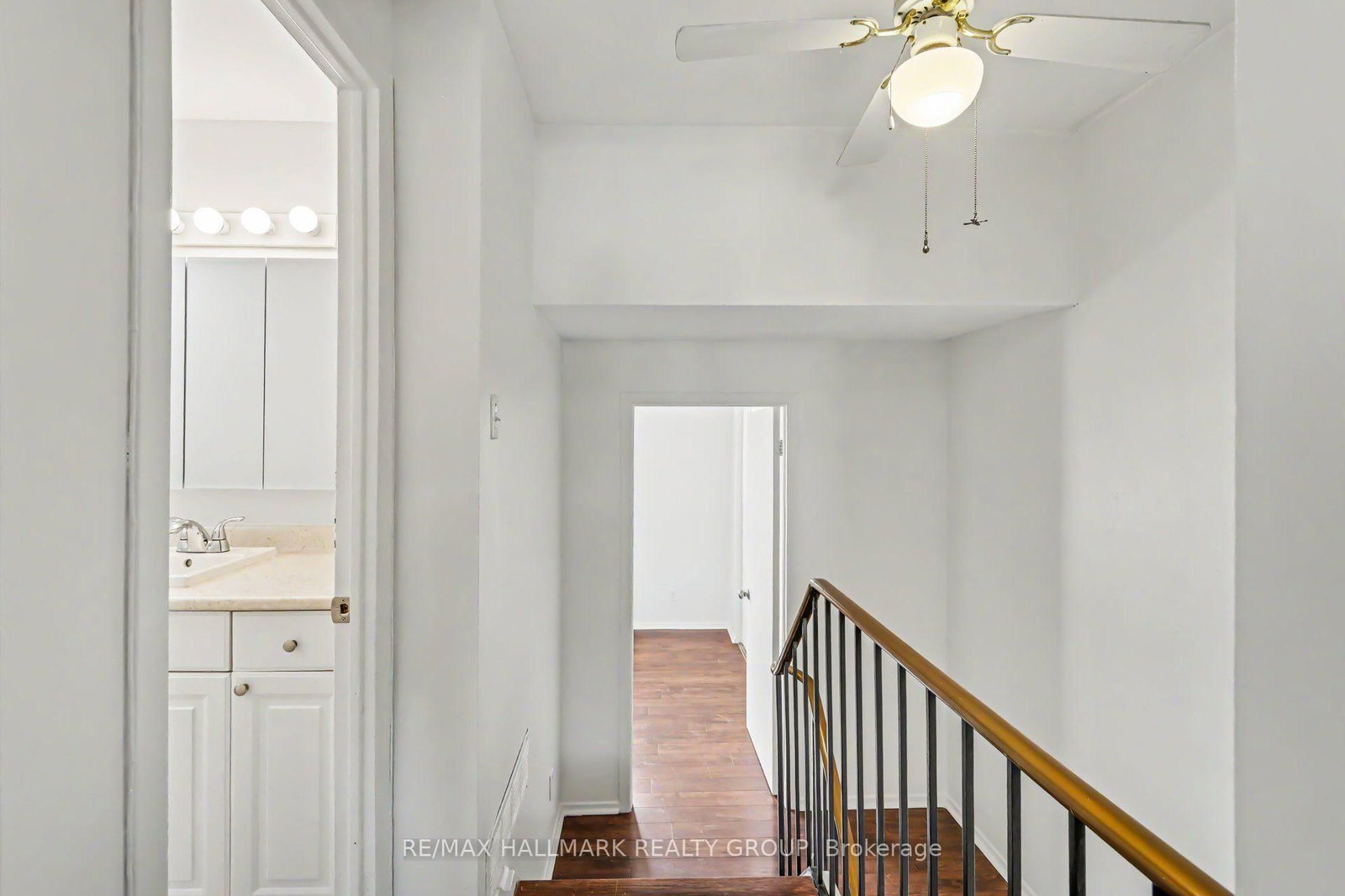 1747A Lamoureux Drive • Ottawa, ON photo 26