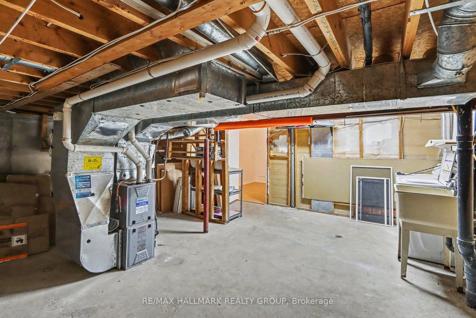 1747A Lamoureux Drive • Ottawa, ON photo 31