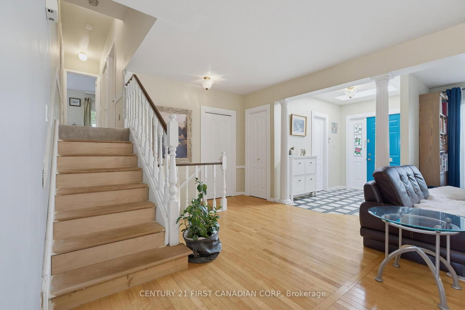 501 COMMISSIONERS Road E • London South, ON photo 46