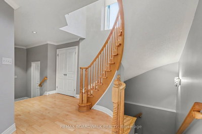 561 AQUAVIEW Drive • Ottawa, ON photo 6