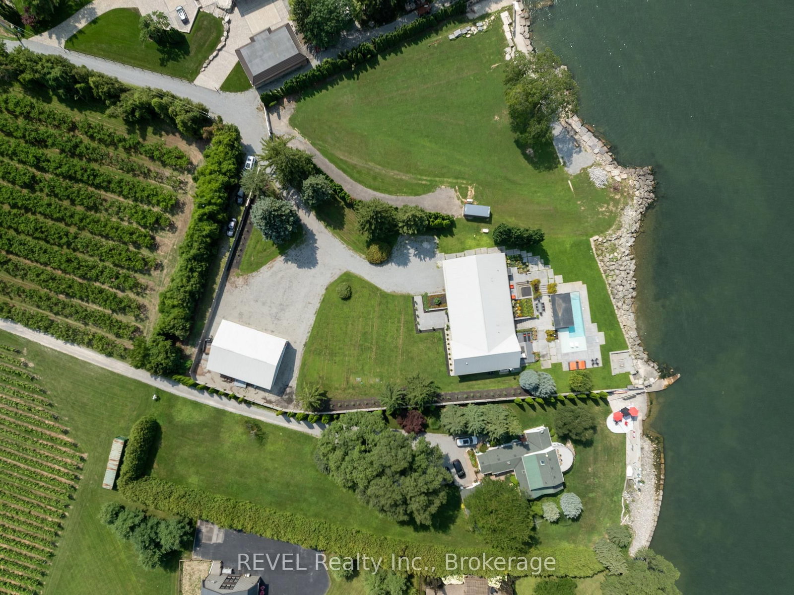4 FIRELANE 4B • Niagara-on-the-Lake, ON photo 39