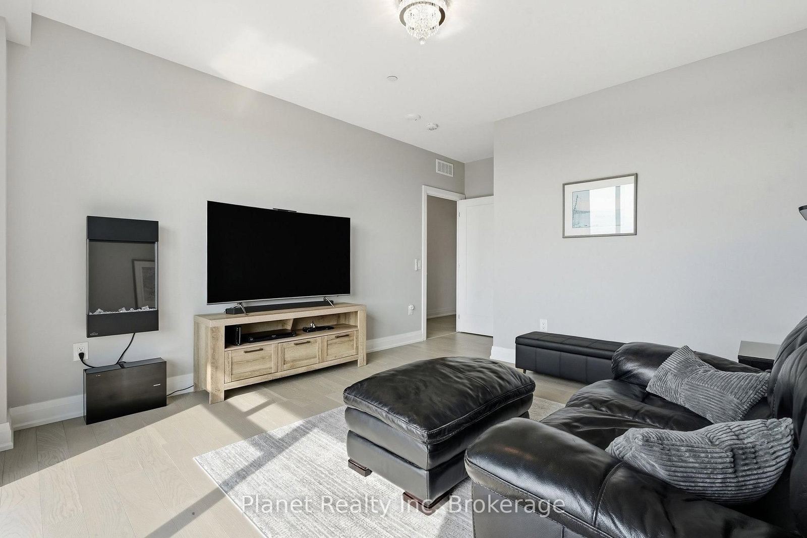 71 Wyndham Street S • #1305 • Guelph, ON photo 23