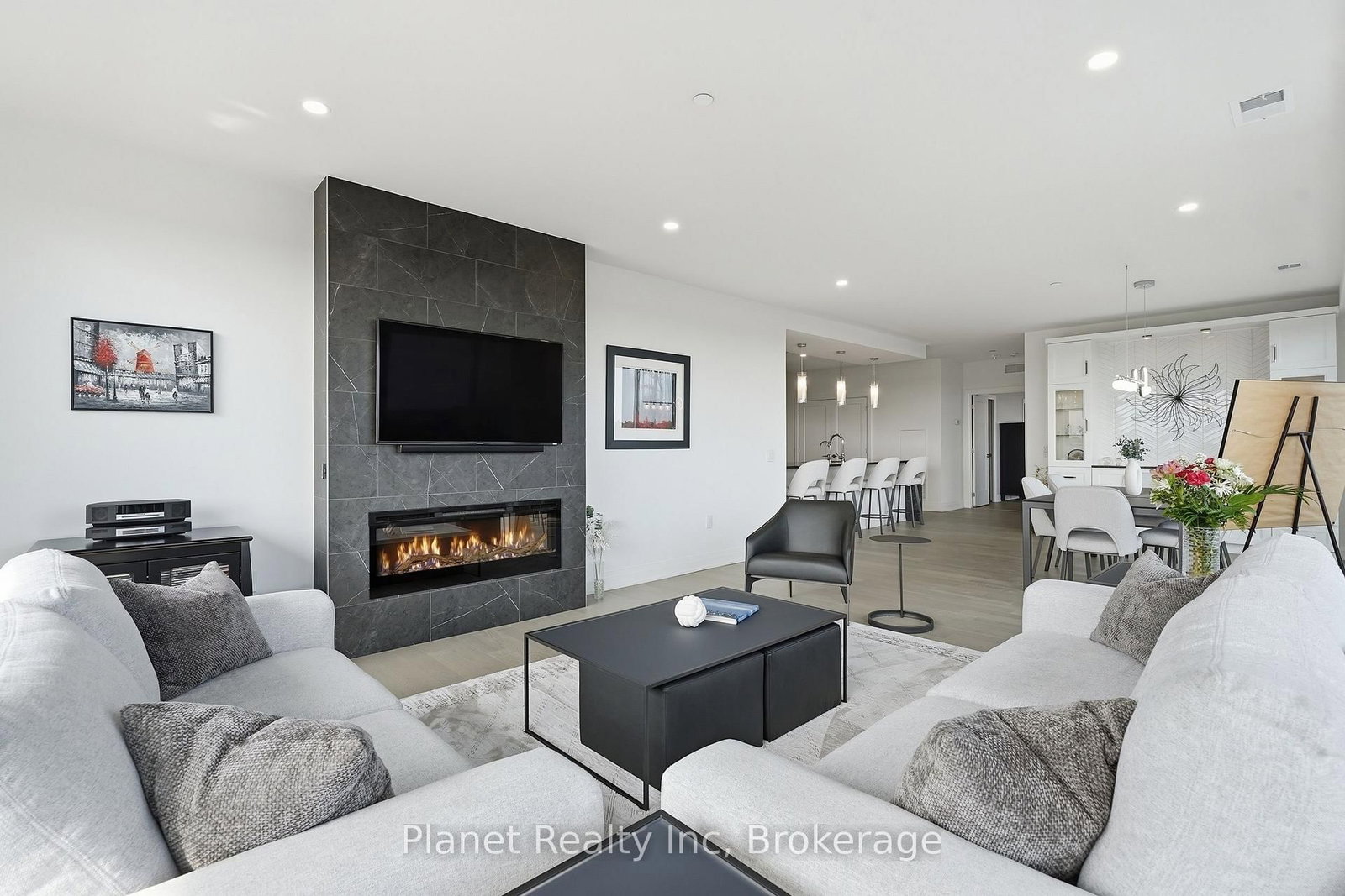 71 Wyndham Street S • #1305 • Guelph, ON photo 5