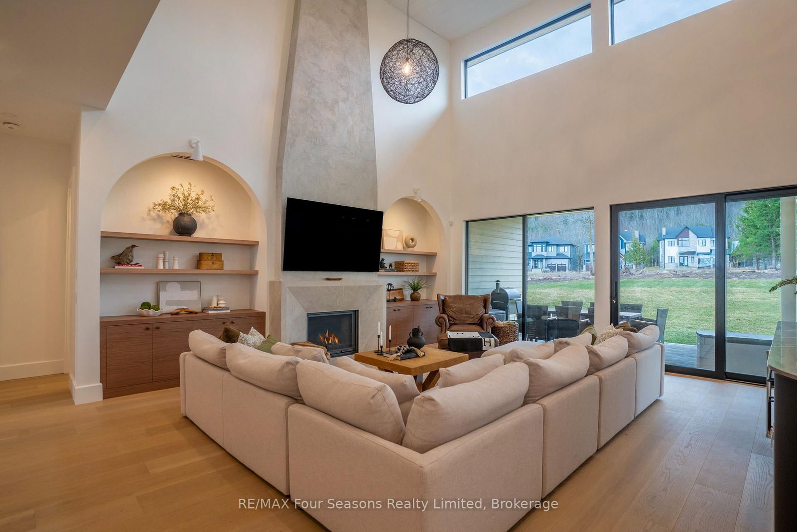 102 Barton Boulevard • Blue Mountains, ON photo 5