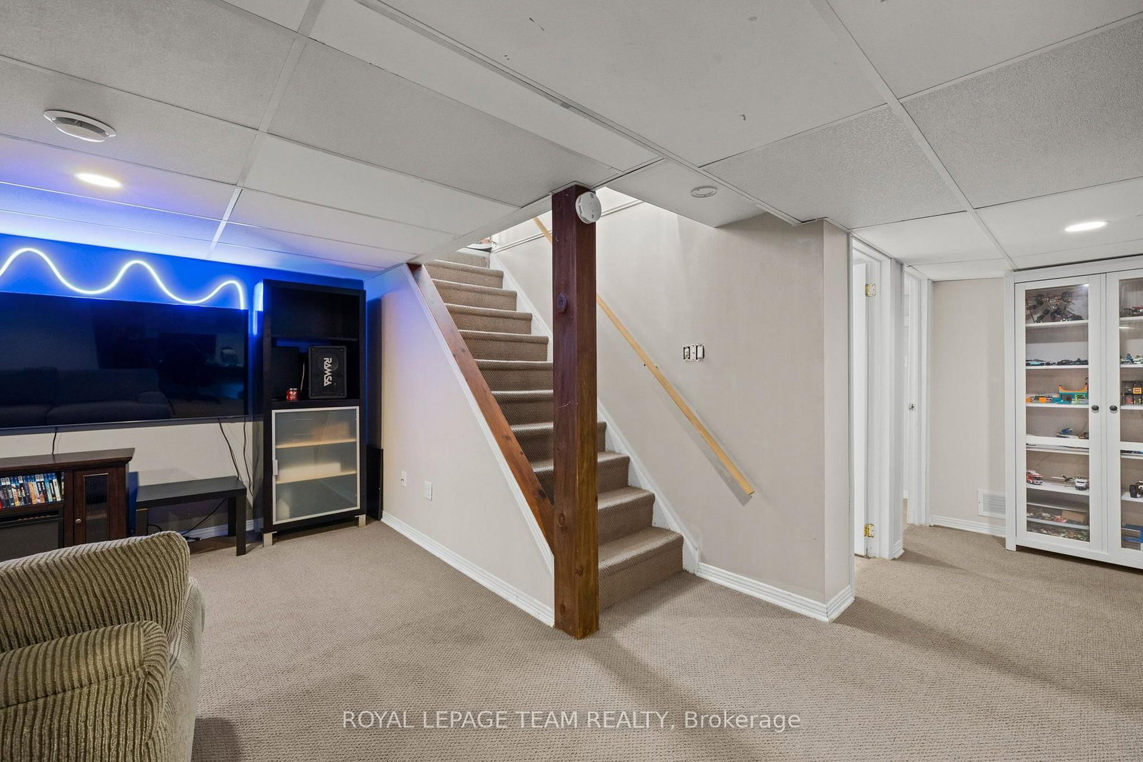 27 Ballantrae Way • Ottawa, ON photo 25