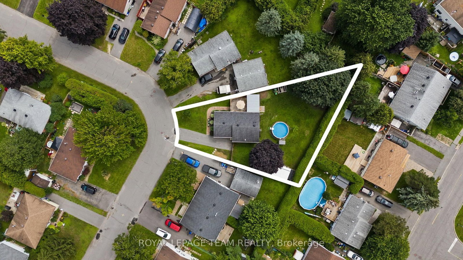 27 Ballantrae Way • Ottawa, ON photo 44