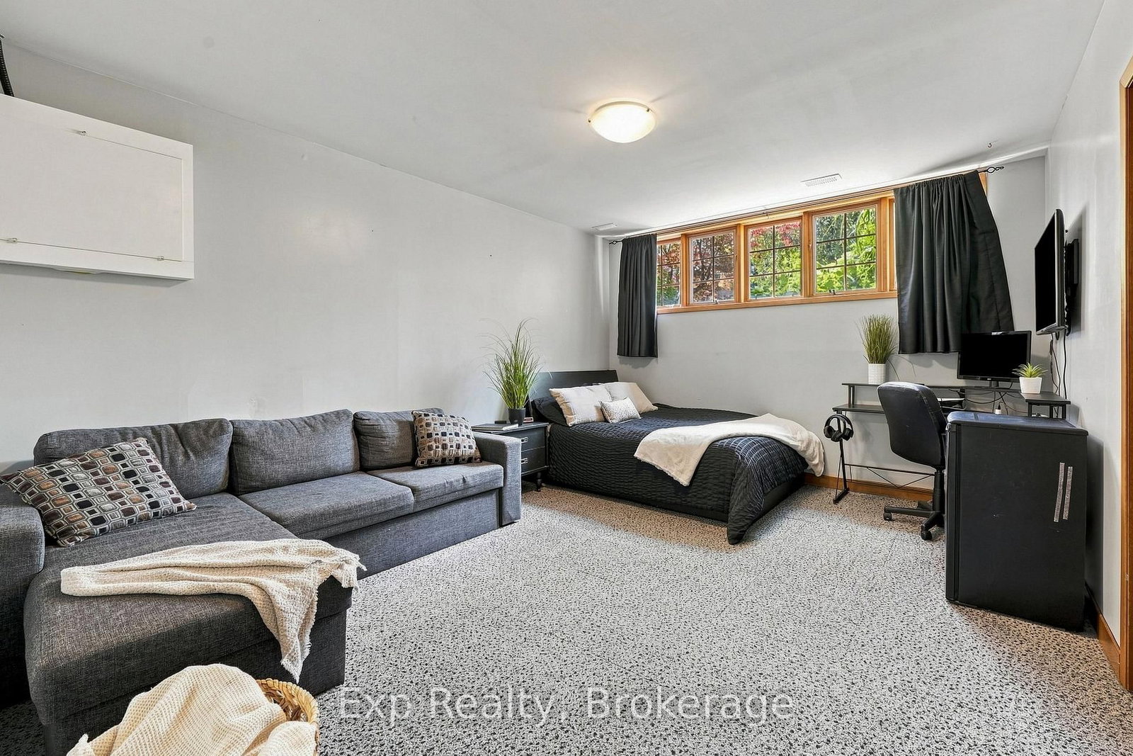 36 Kensington Crescent • Belleville, ON photo 26