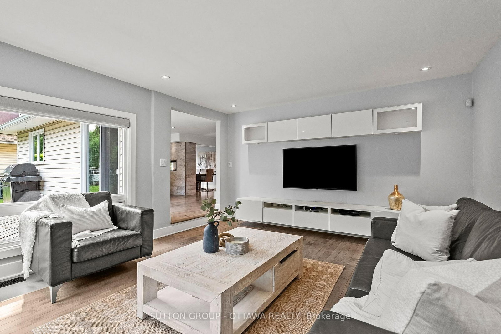 2450 Blackstone Crescent • Ottawa, ON photo 21