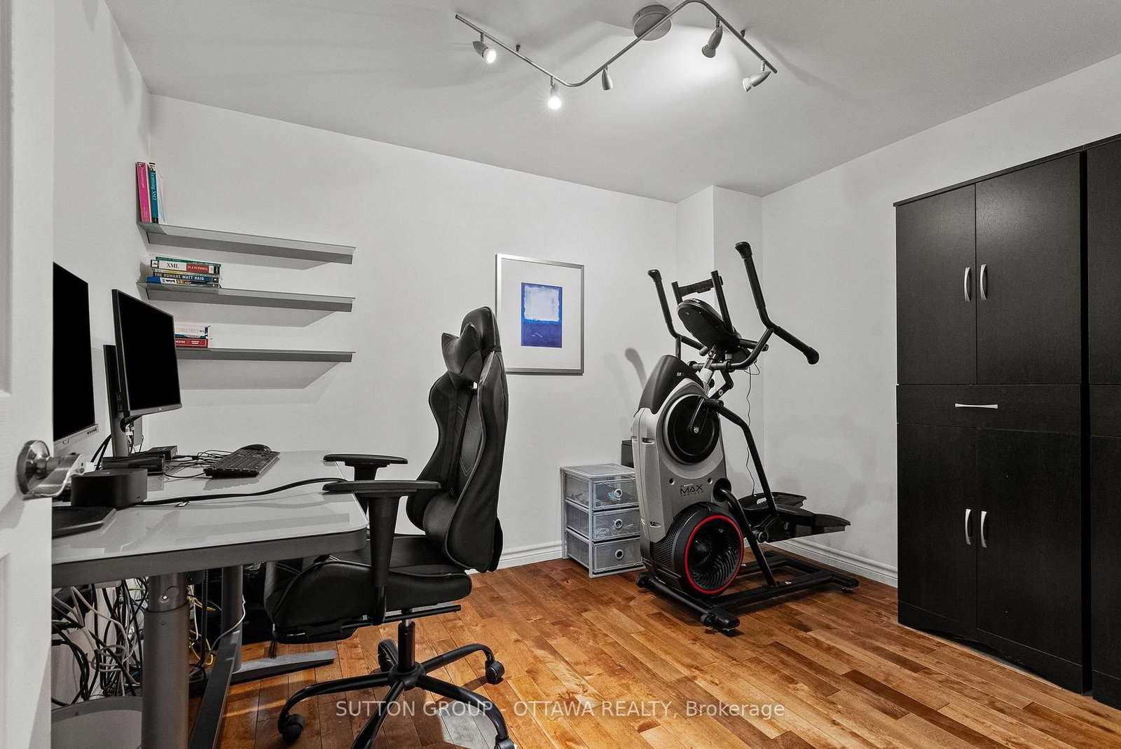 2450 Blackstone Crescent • Ottawa, ON photo 39