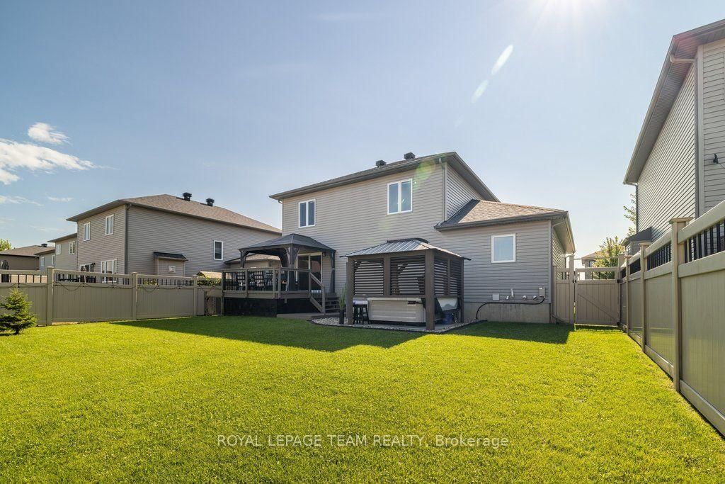 419 Provence Avenue • Russell, ON photo 40