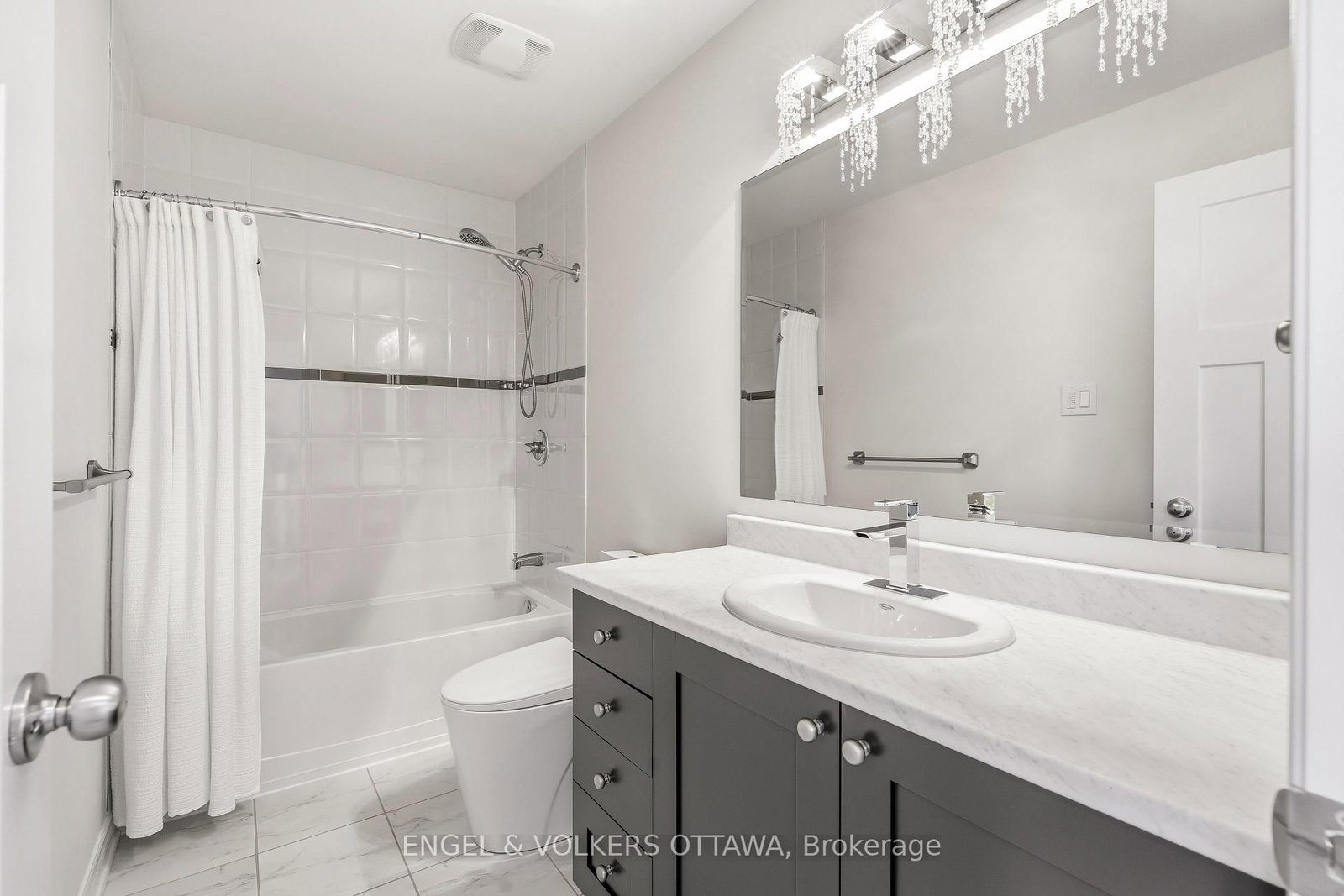502 Caracole Way • Ottawa, ON photo 36