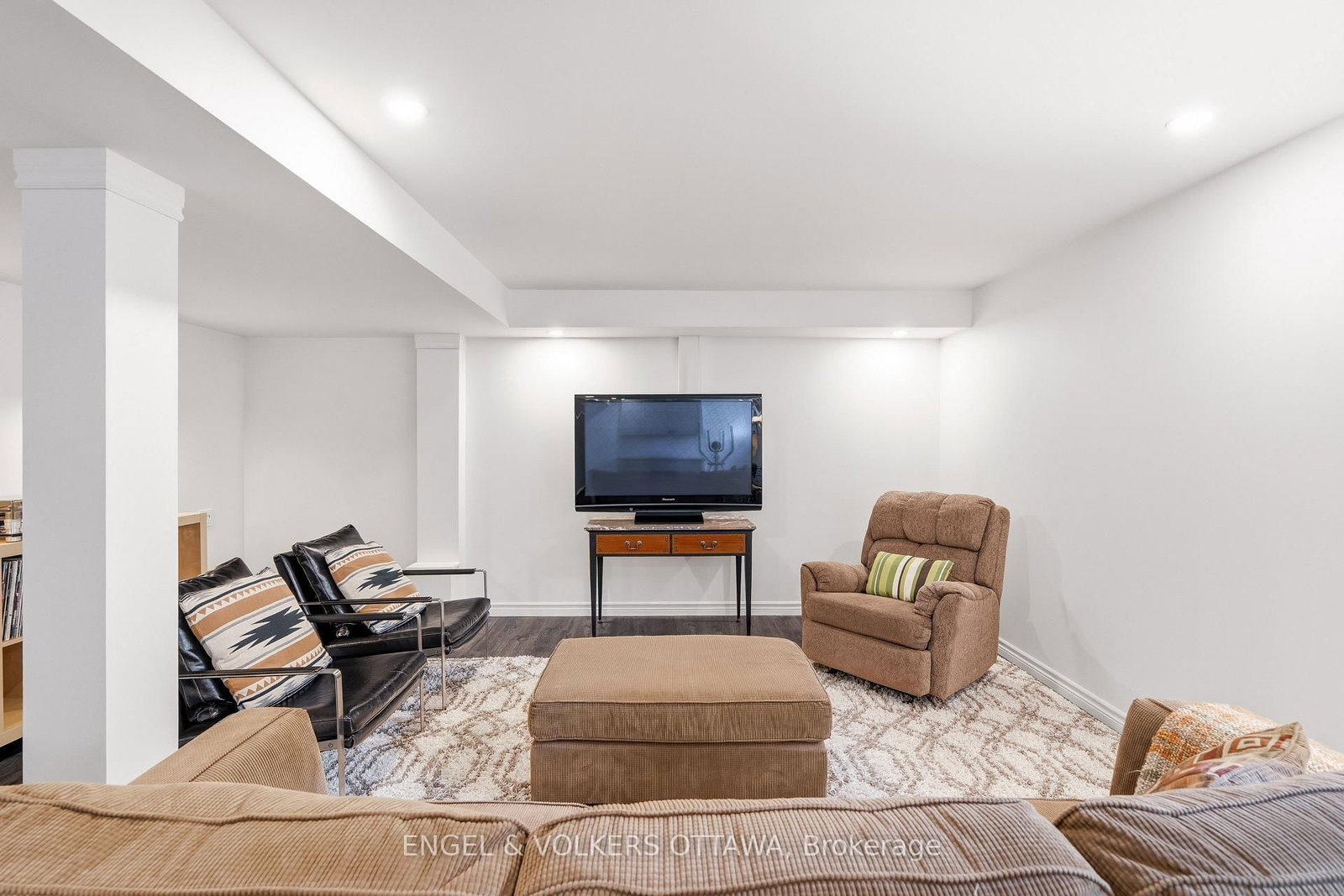 502 Caracole Way • Ottawa, ON photo 38
