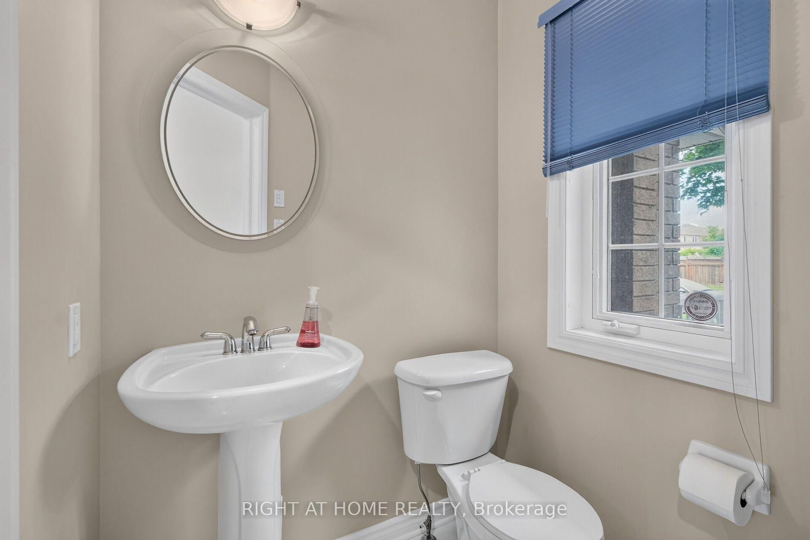 2022 Melette Crescent • Ottawa, ON photo 18