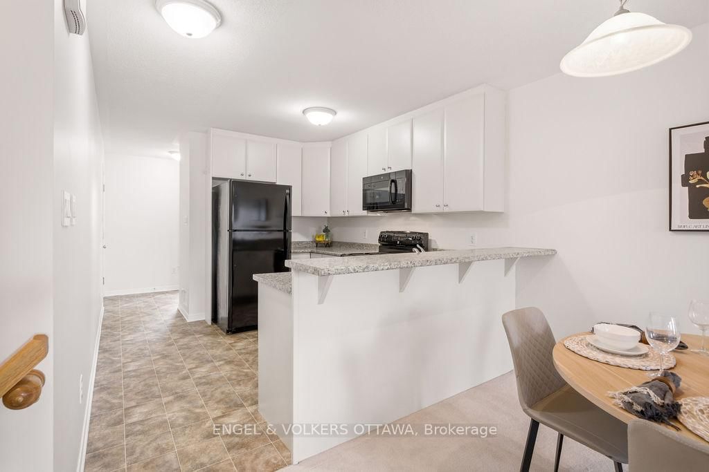 270 Espin Heights • Ottawa, ON photo 11