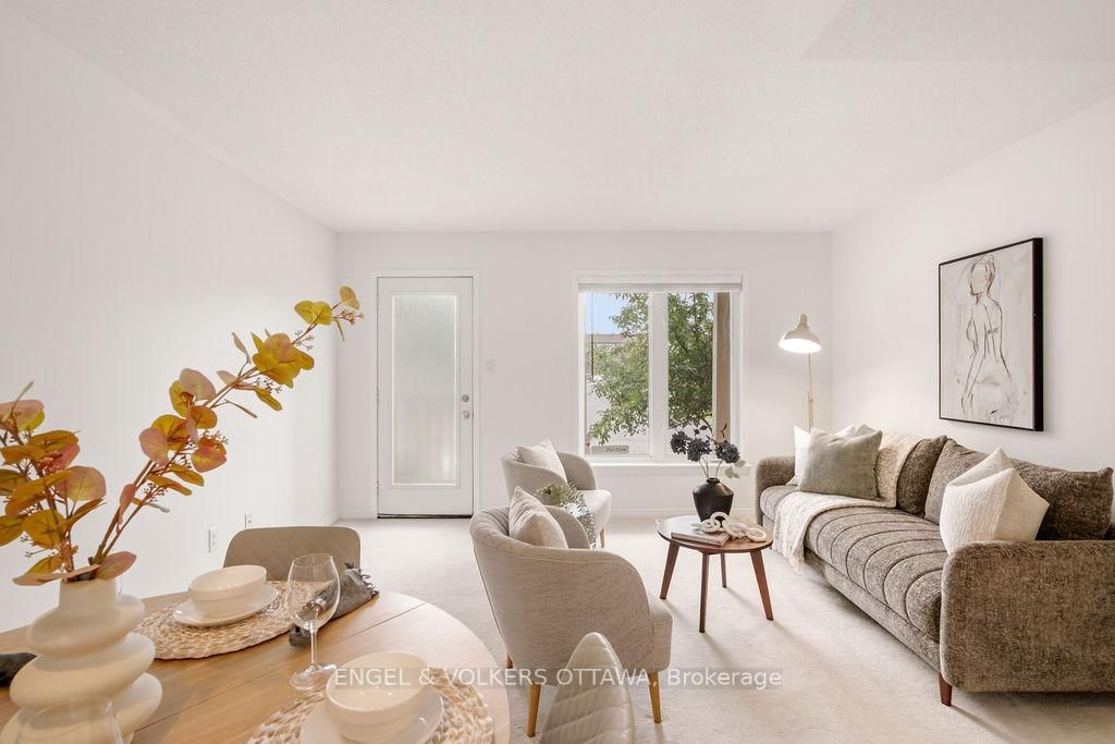 270 Espin Heights • Ottawa, ON photo 12