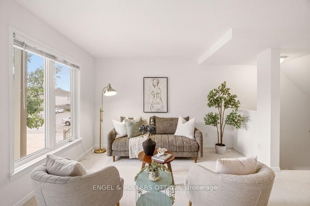 270 Espin Heights • Ottawa, ON photo 13