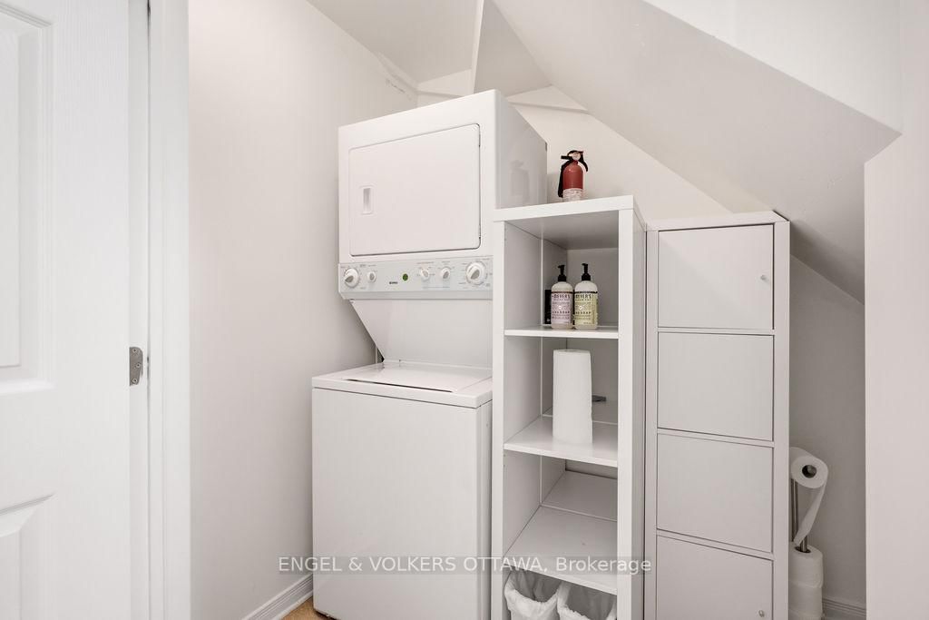 270 Espin Heights • Ottawa, ON photo 24