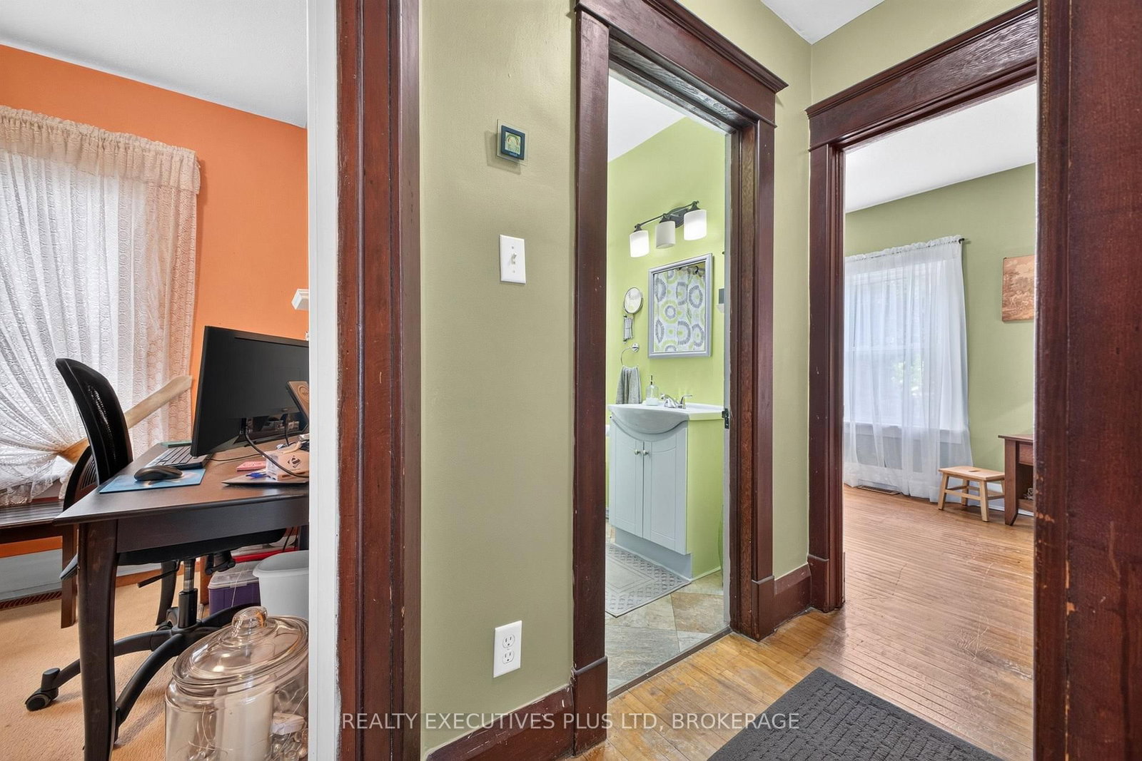 5179 HURON Street • Niagara Falls, ON photo 14