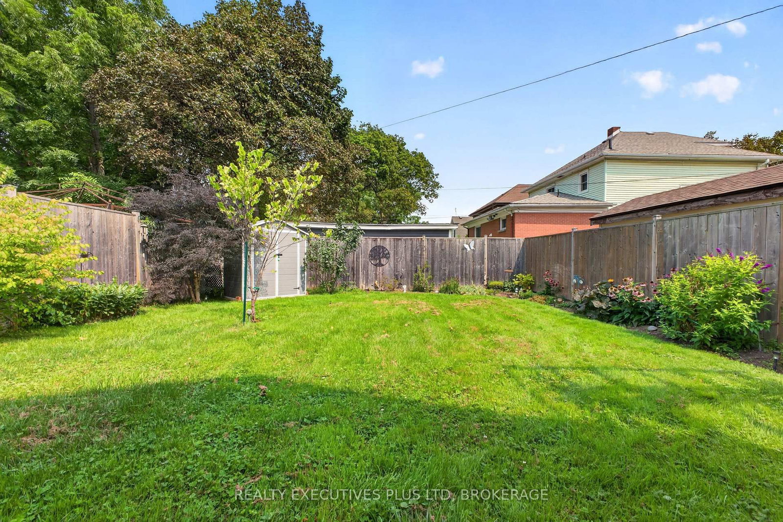 5179 HURON Street • Niagara Falls, ON photo 32