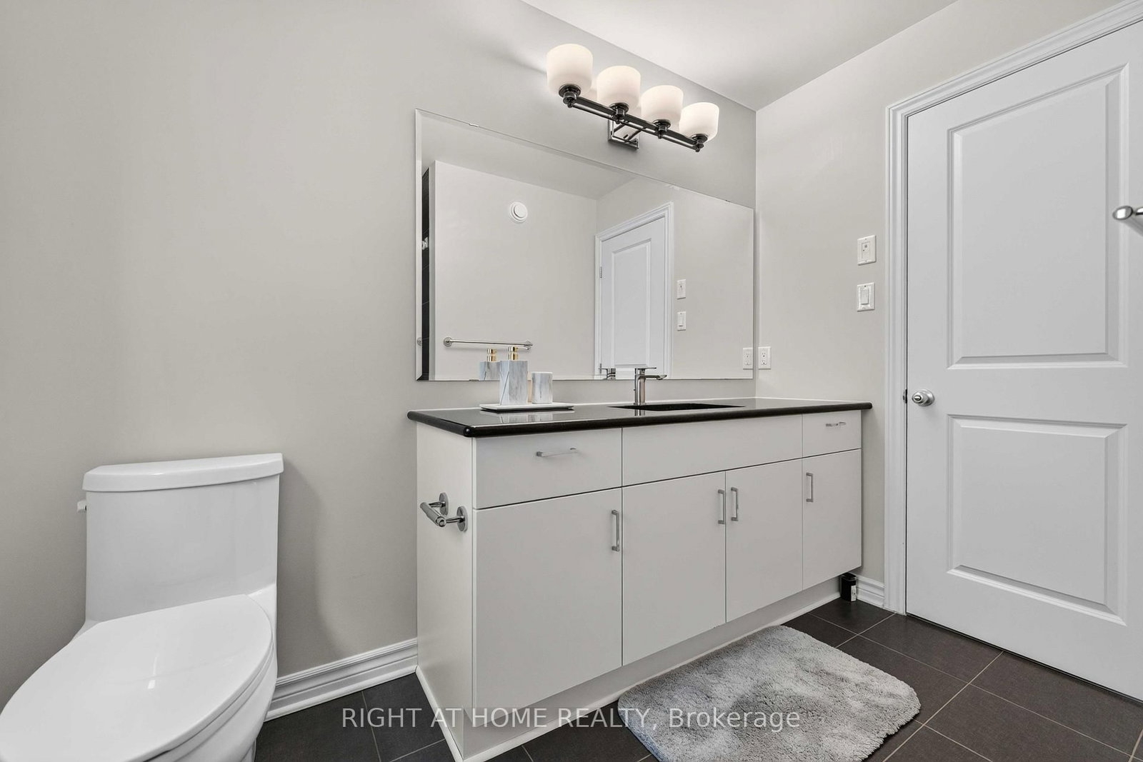 2840 Grand Canal Street • Ottawa, ON photo 16