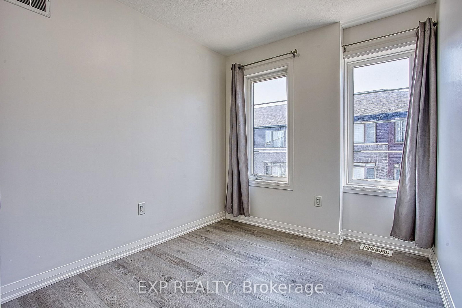 5000 Connor Drive • #25 • Lincoln, ON photo 19