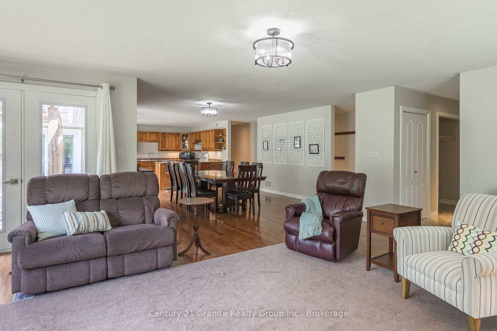 49 Sancayne Street • Dysart et al, ON photo 16
