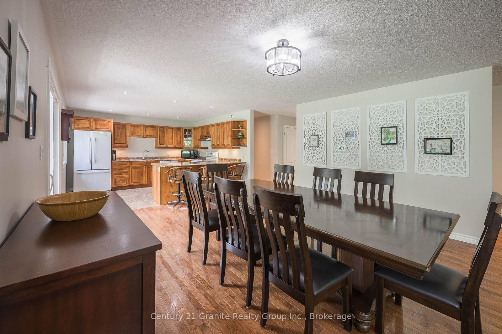 49 Sancayne Street • Dysart et al, ON photo 8