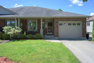 34 Pear Tree Avenue • St. Thomas, ON photo 2