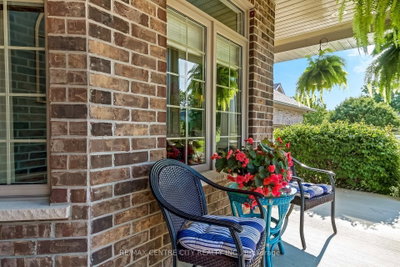 20 Ensley Place • Central Elgin, ON photo 4