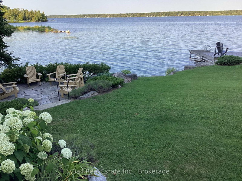 2933 Ayotte's Point Lane