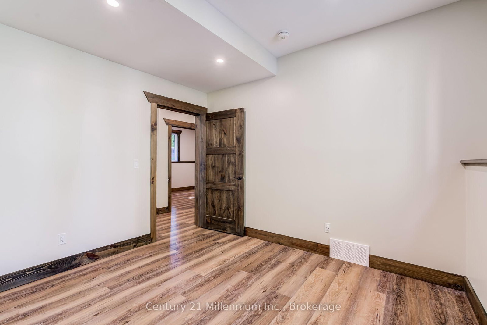 81 Parkside Avenue • South Bruce Peninsula, ON photo 38