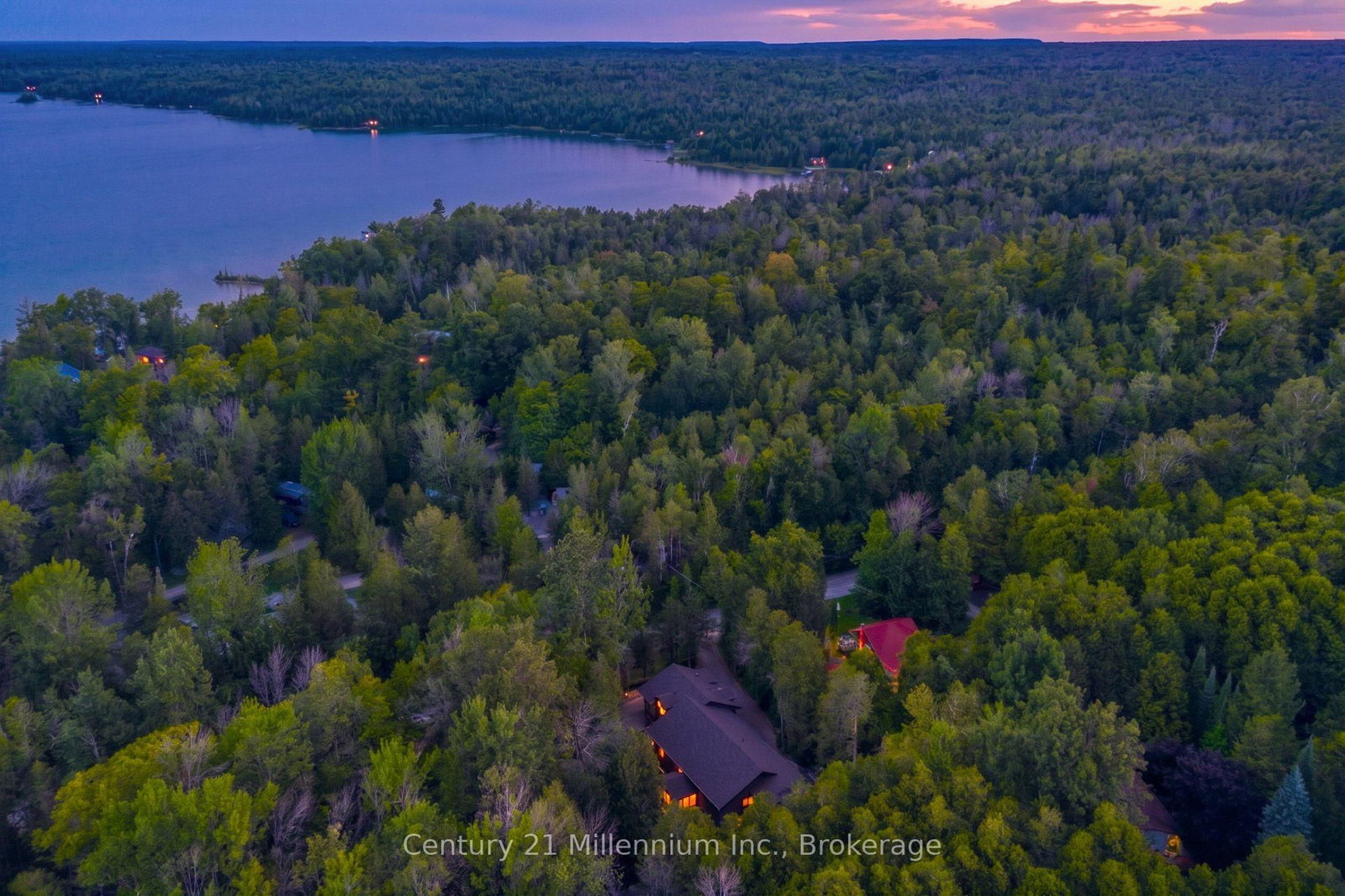 81 Parkside Avenue • South Bruce Peninsula, ON photo 4
