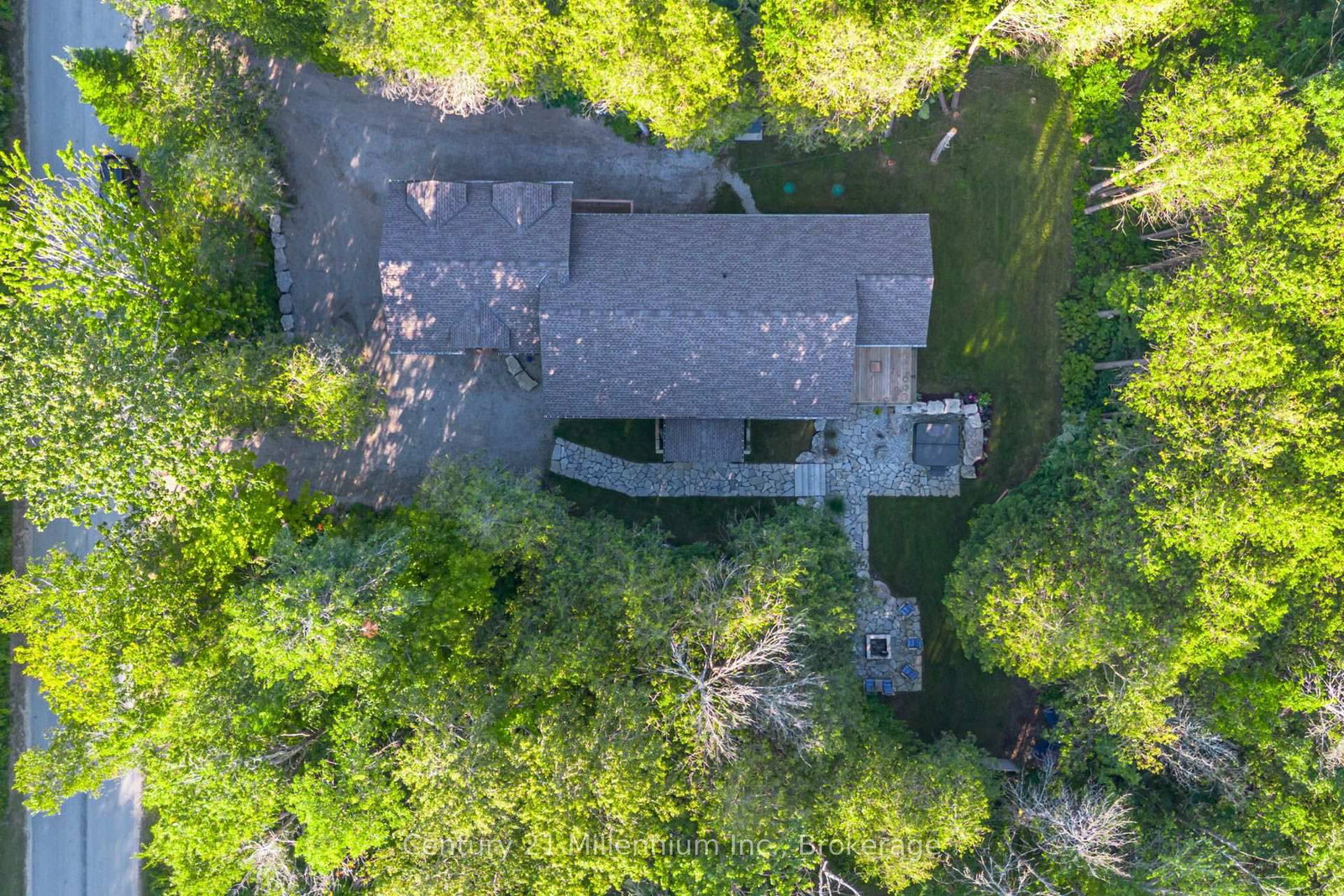 81 Parkside Avenue • South Bruce Peninsula, ON photo 6