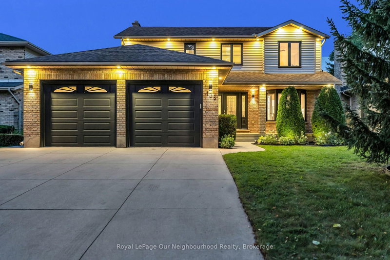 135 Kanata Crescent