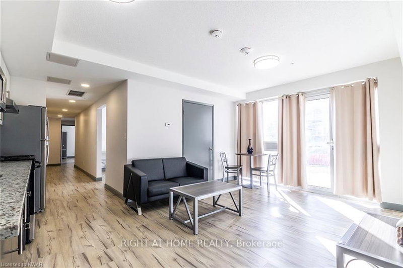 215 - 258B Sunview Street