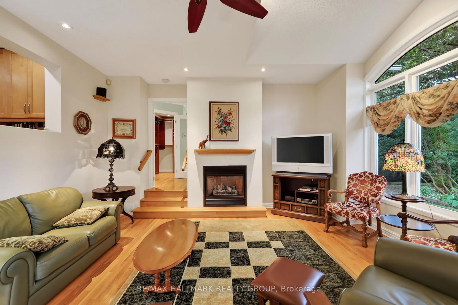 2692 Colman Street • Ottawa, ON photo 14